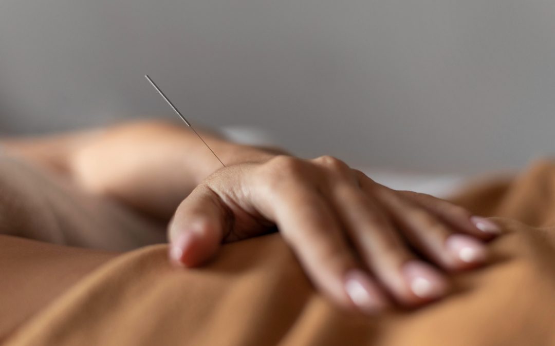A visual representation of the significance of patient reviews and referrals in marketing an acupuncture practice.