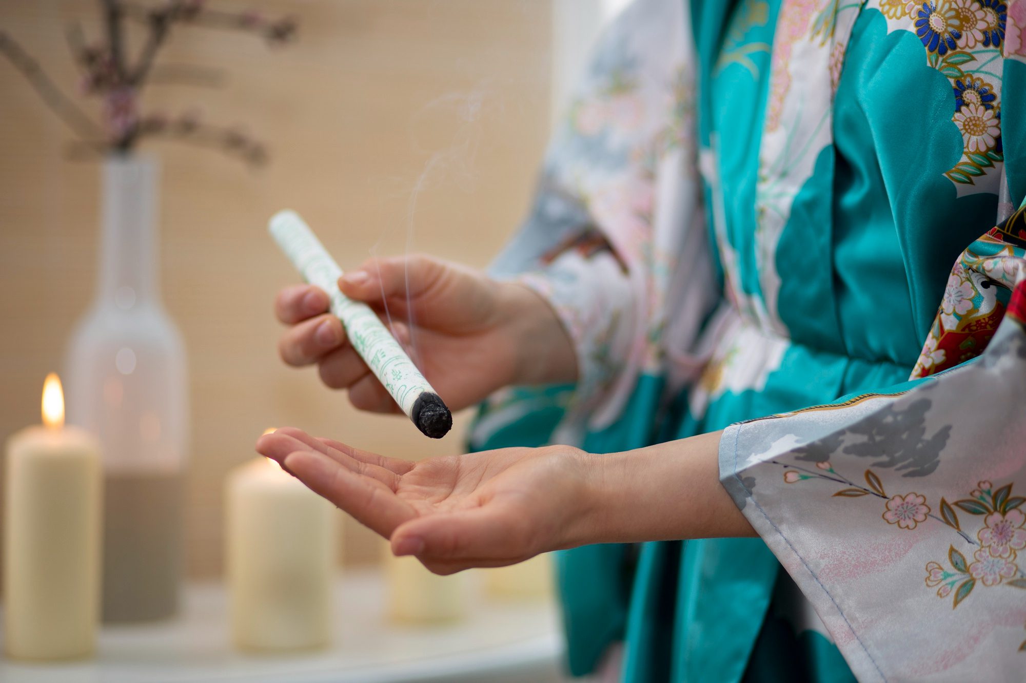 Moxibustion therapy as part of acupuncture marketing strategy to educate and attract more wellness patients